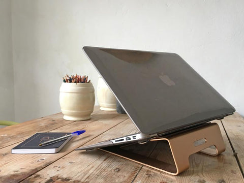 Soporte Aluminio MacBook Dorado